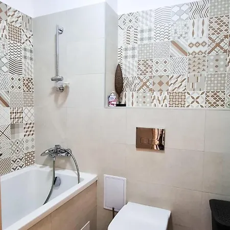 Modern With Mountain View - Апартаменты *